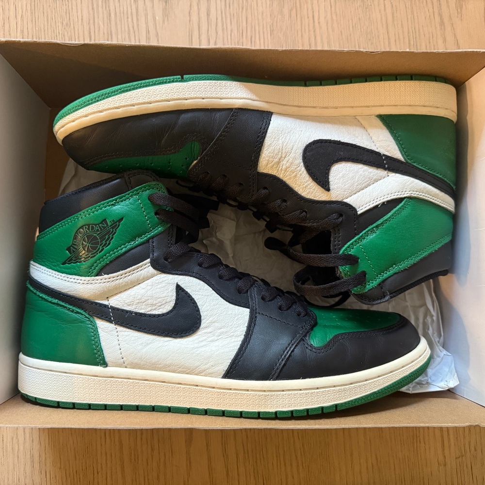 Pine Green Jordan 1 High - Size 11